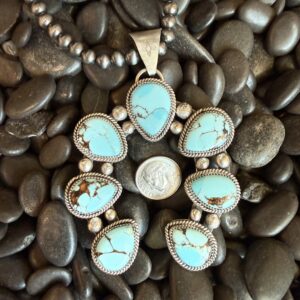 Golden Hills Naja Pendant