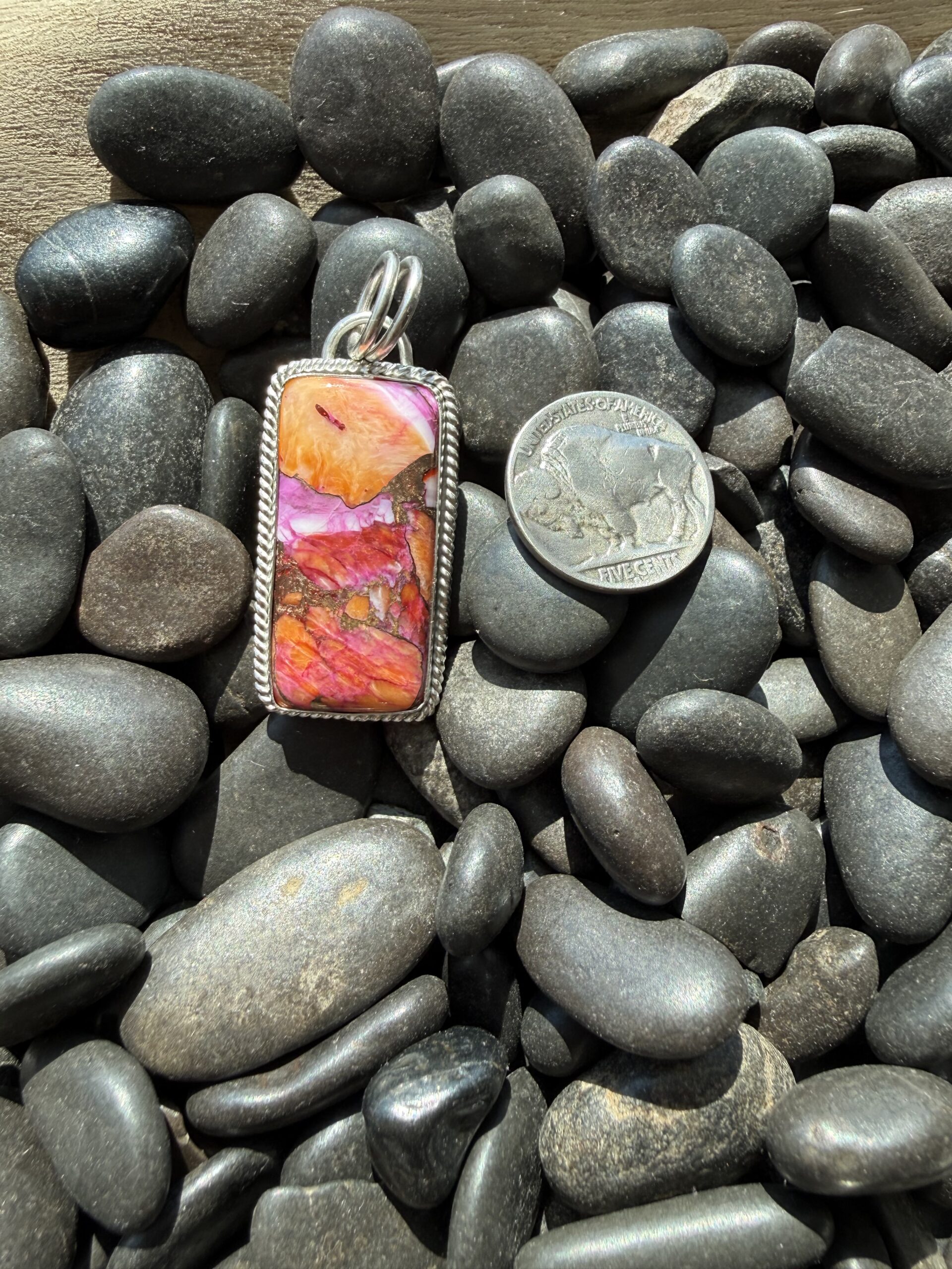 Spiny Oyster Pendant - Image 2